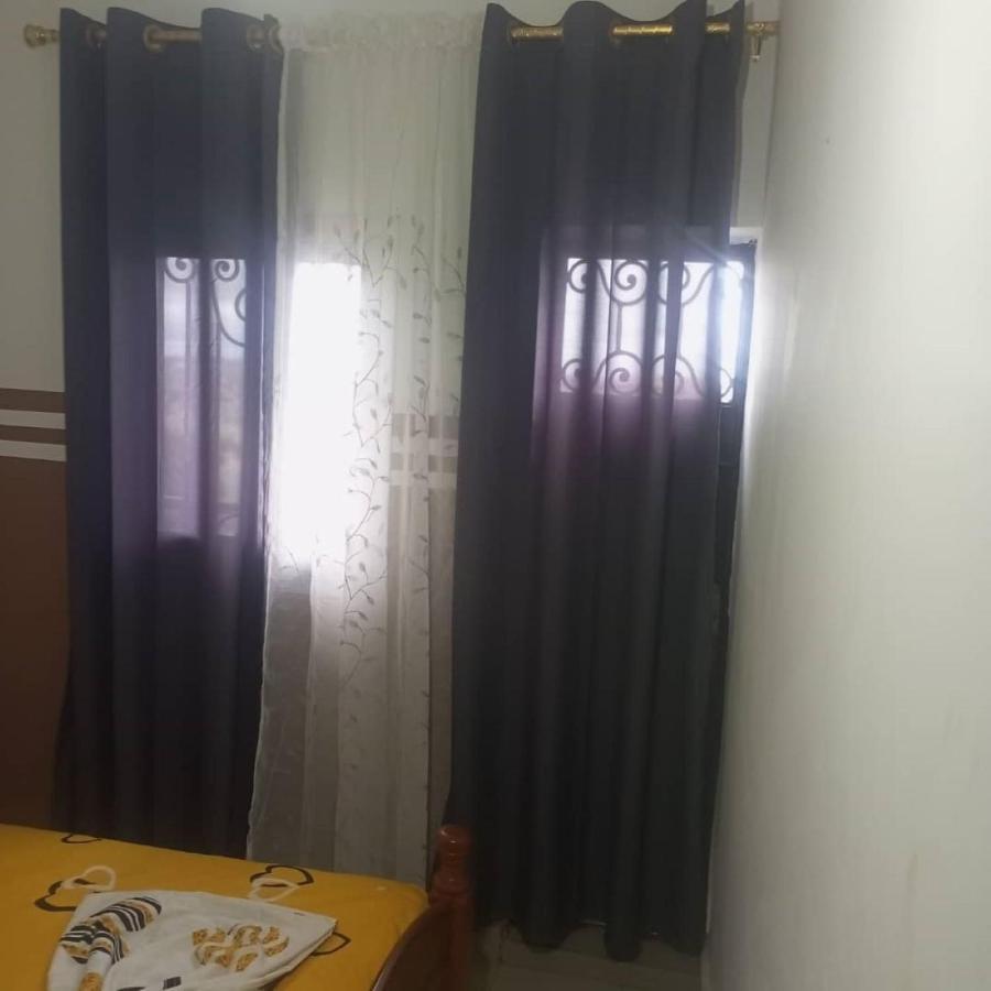Residence 2K Studio Meuble-Chapelle Symbock-Gardien-Wifi-Location Vehicule Yaoundé Екстериор снимка