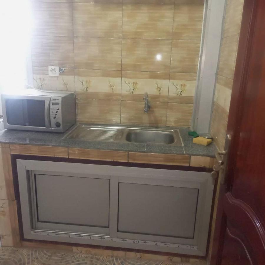Residence 2K Studio Meuble-Chapelle Symbock-Gardien-Wifi-Location Vehicule Yaoundé Екстериор снимка