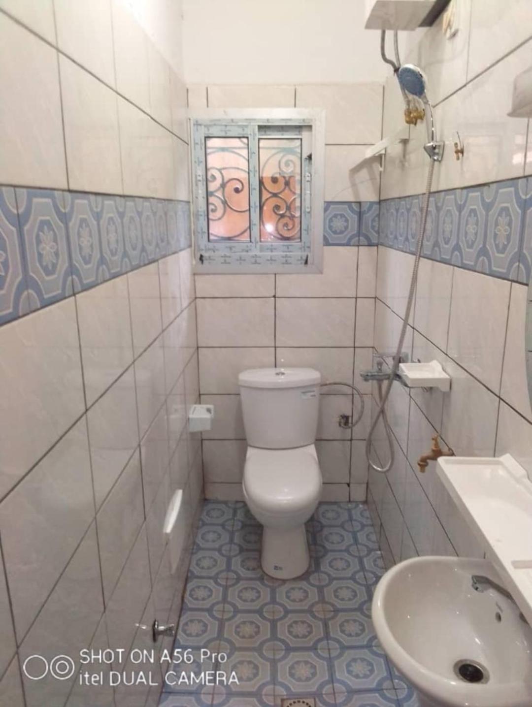 Residence 2K Studio Meuble-Chapelle Symbock-Gardien-Wifi-Location Vehicule Yaoundé Екстериор снимка